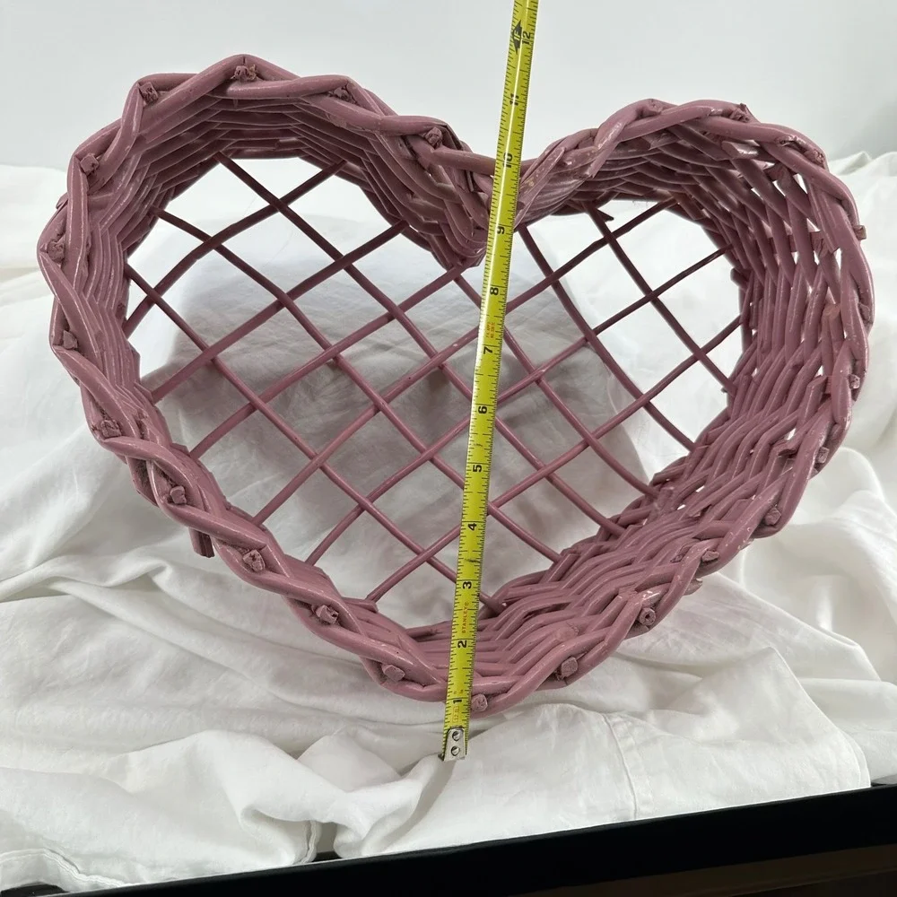 Wicker Heart Basket Mauve Purple Excellent Woven Storage Decor Cottagecore Boho